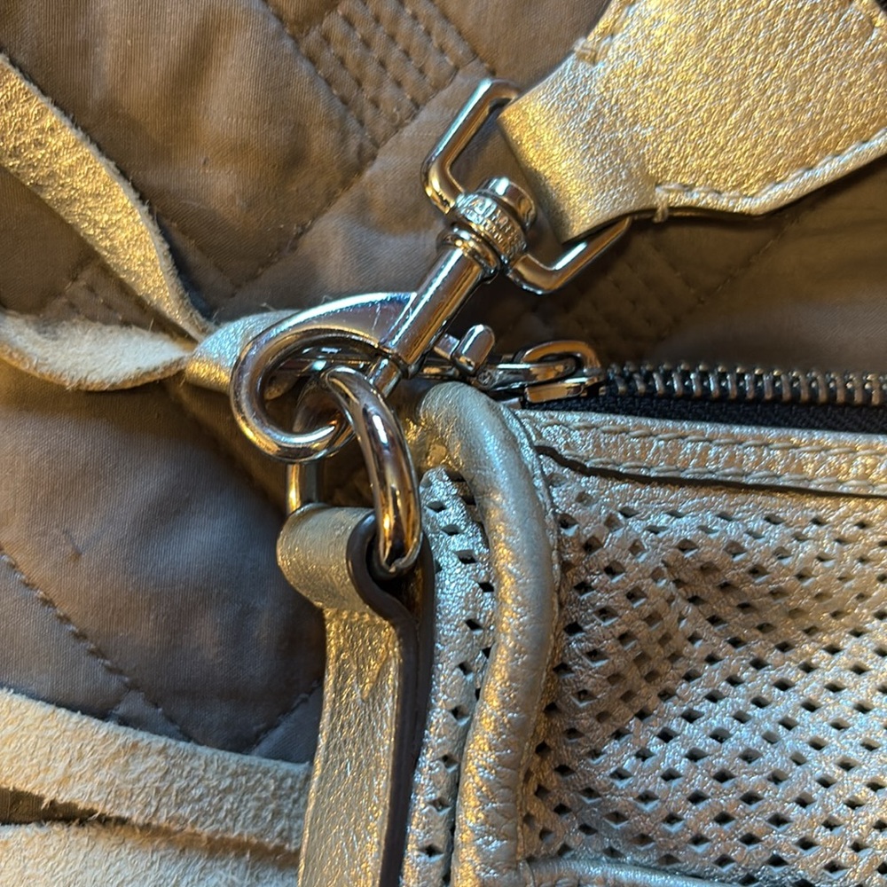 Aimee Kestenberg road trip crossbody - Picture 6 of 12